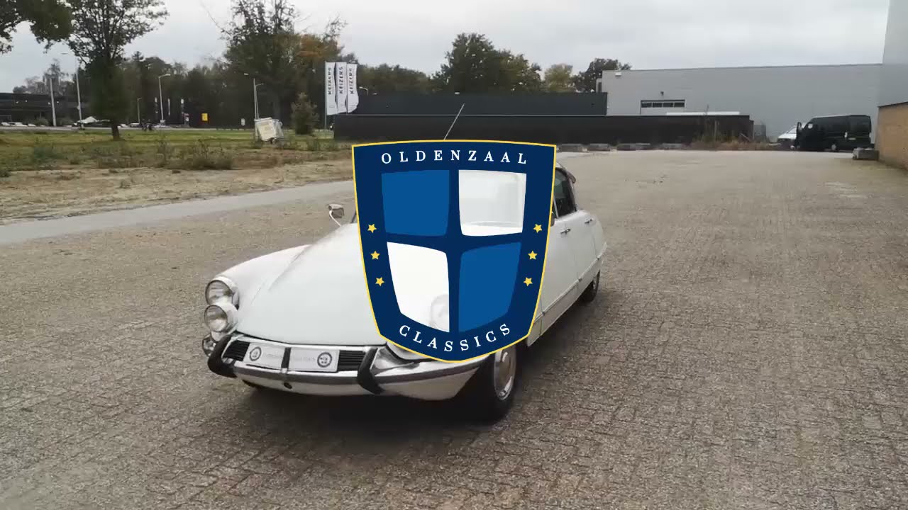 Citroen DS19 Pallas - 1966 - Jaeger Tableau - Oldenzaal Classics