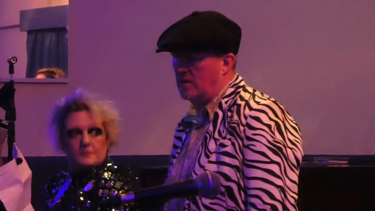 The Fallen Women + Simon Irvine - Fantastic Life - Carlton Club, Prestwich, 24/1/26