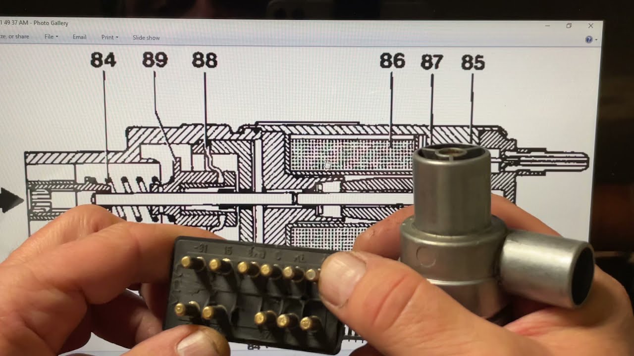 Mercedes 560SEL MY 86/91 Idle Speed Adjustment Tutorial Part 2 - adjusting ISCV high idle when warm
