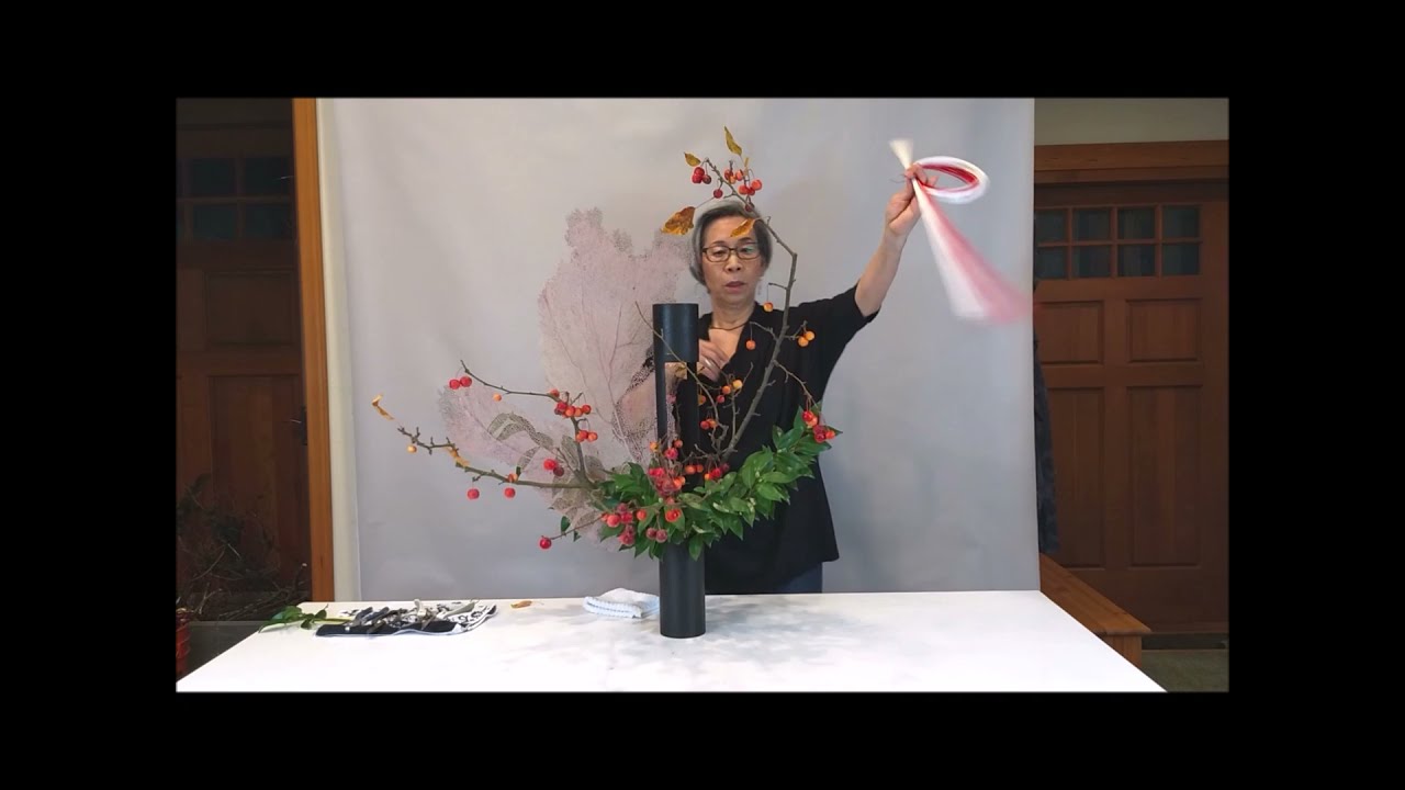 Sogetsu ikebana demonstration video, New Year, 2022