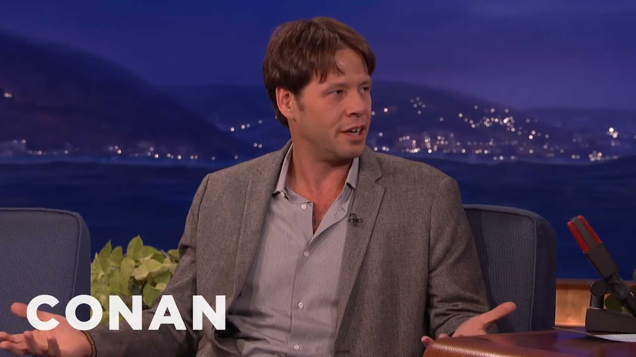 Ike Barinholtz Endorses Donald Trump For President | CONAN on TBS