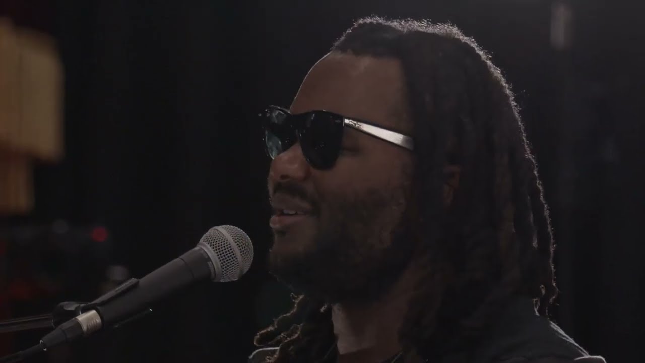 Blessing Offor: Send Musicians To Prison Performance