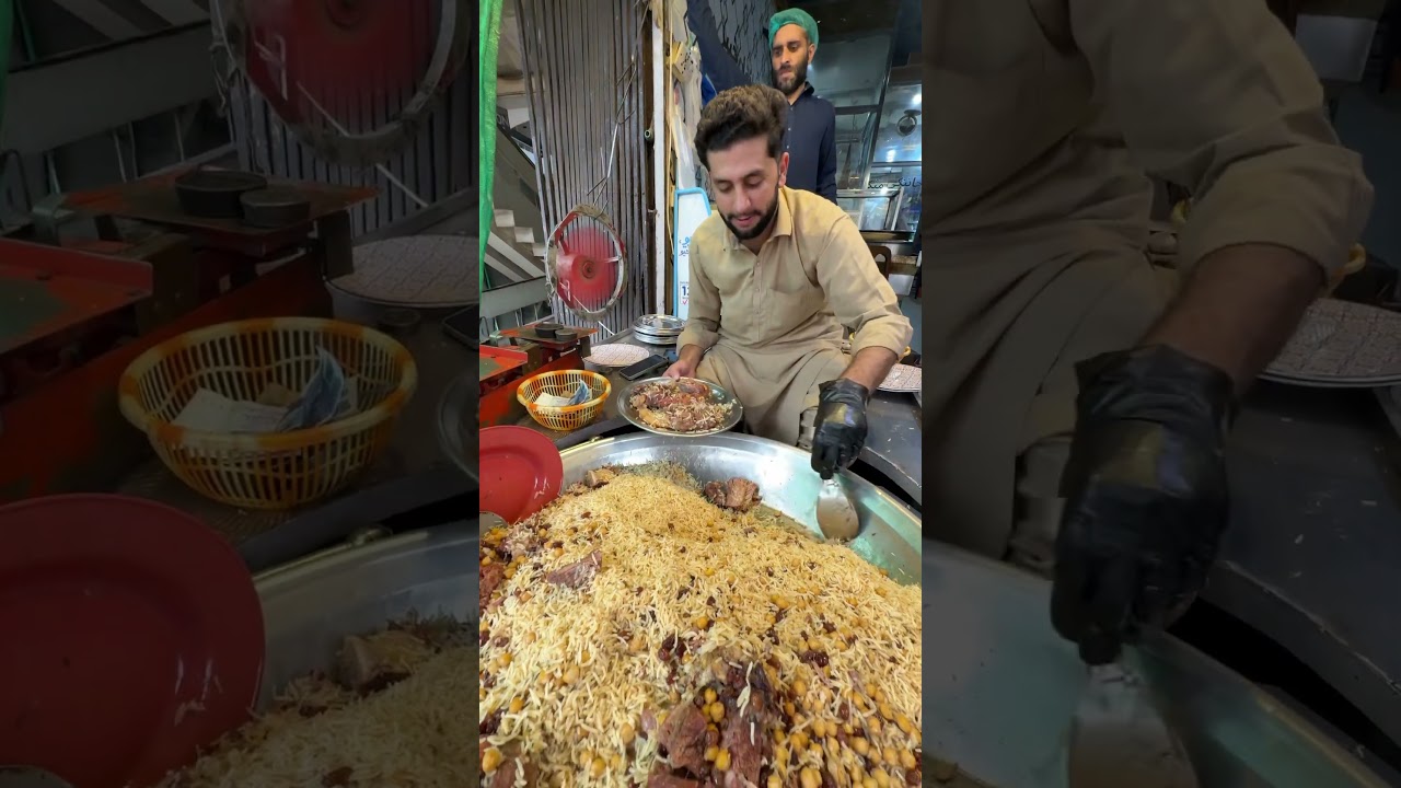 Pakistani 3000 rupees Special beef pulao plate #streetfood #peshawaripulao #zaiqachawal