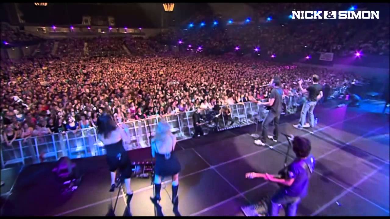 Nick & Simon - Wham! Medley (Live Overal Ahoy' 2009)
