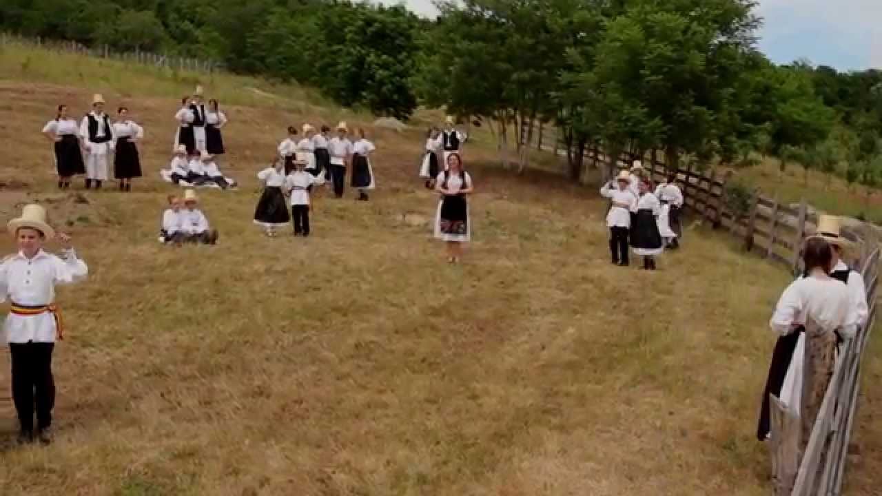 ANDREEA VALEAN INDRECAN - Eu cant lumii ca mi-i draga HD