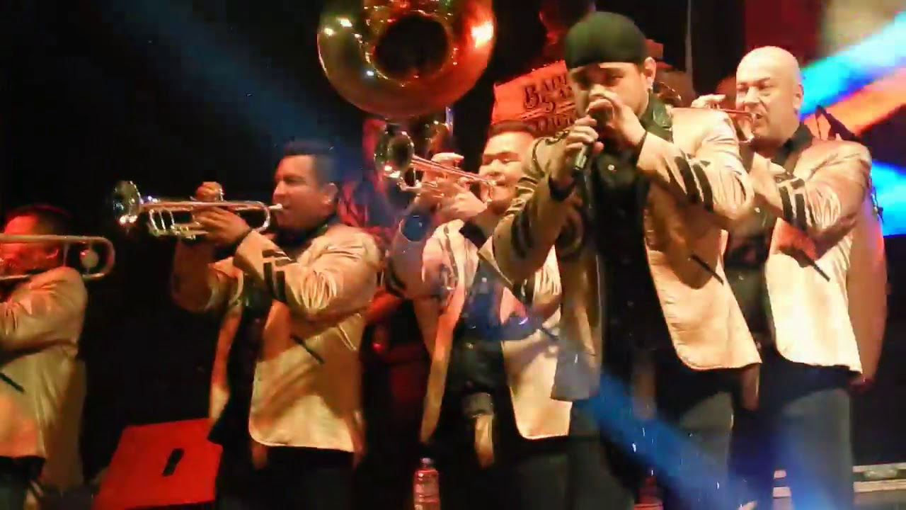 Banda San miguel En vivo  fiestas patronales de san miguel cuyutlan 2018