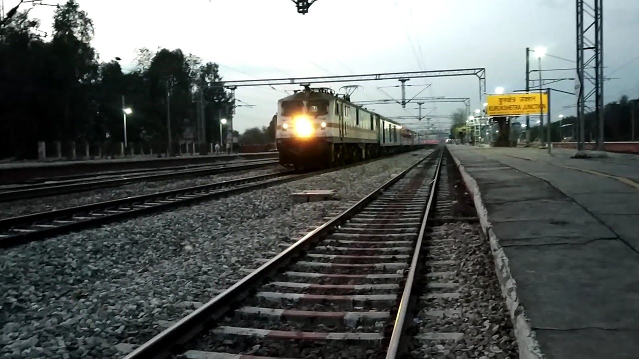 12472/Swaraj Express Thrashing Kurukshetra Jn.(KKDE) With Full MPS | GZB WAP-7 |