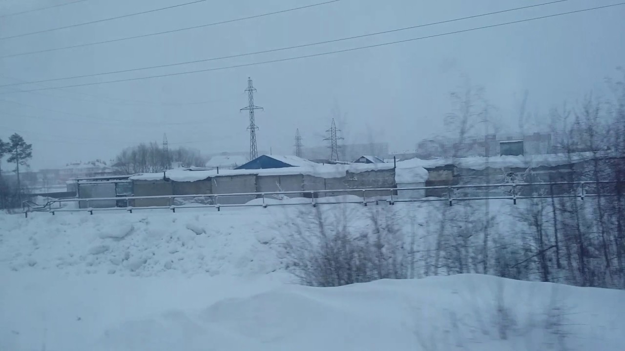 Прибытие в город Нижневартовск. Вид из окна поезда.