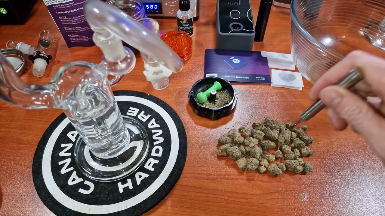 OLD REVIEW PART 2: MAC Doughnut | 4.50/g (atm) UK Medical Cannabis