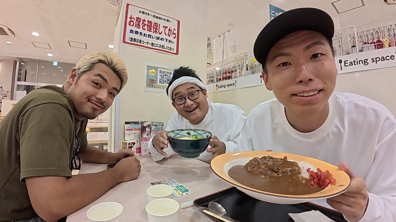 深夜の山形県サービスエリアでご飯を食べる日。