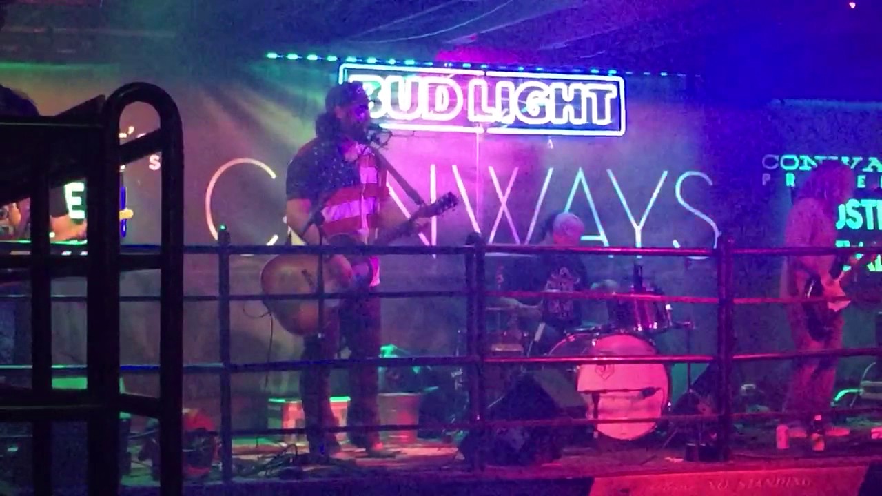 Koe Wetzel 