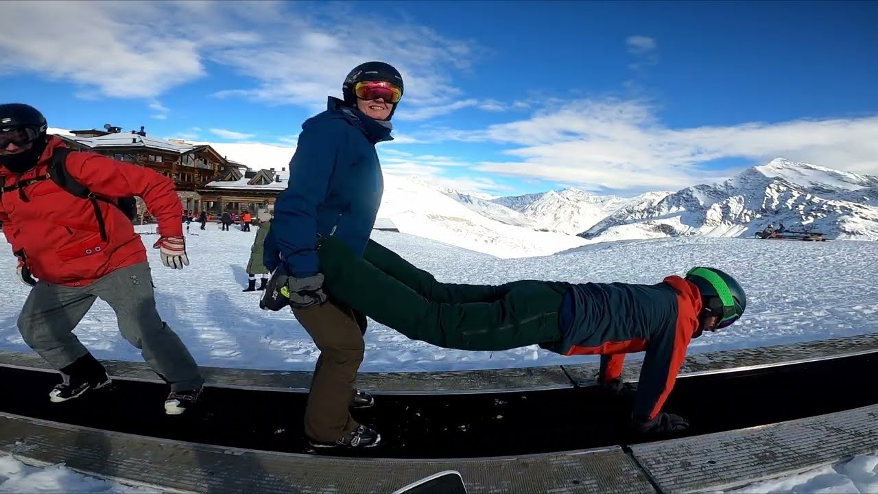 Santa Caterina Valfurva 2024 - skiing with family & friends