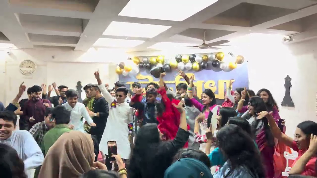চান্দের বাতির কসম দিয়া at Dhaka University 