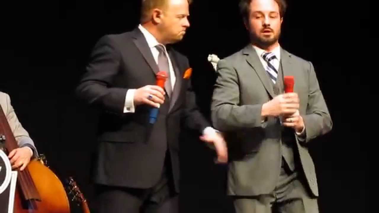 Dailey & Vincent - Daddy Sang Bass