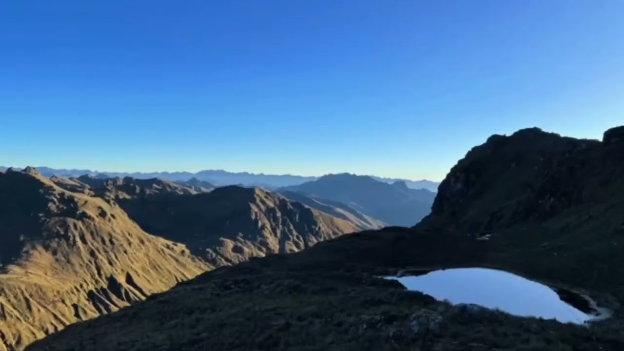 AMOR A PRIMERA VISTA.El jilguero del huascara exito del recuerdo...