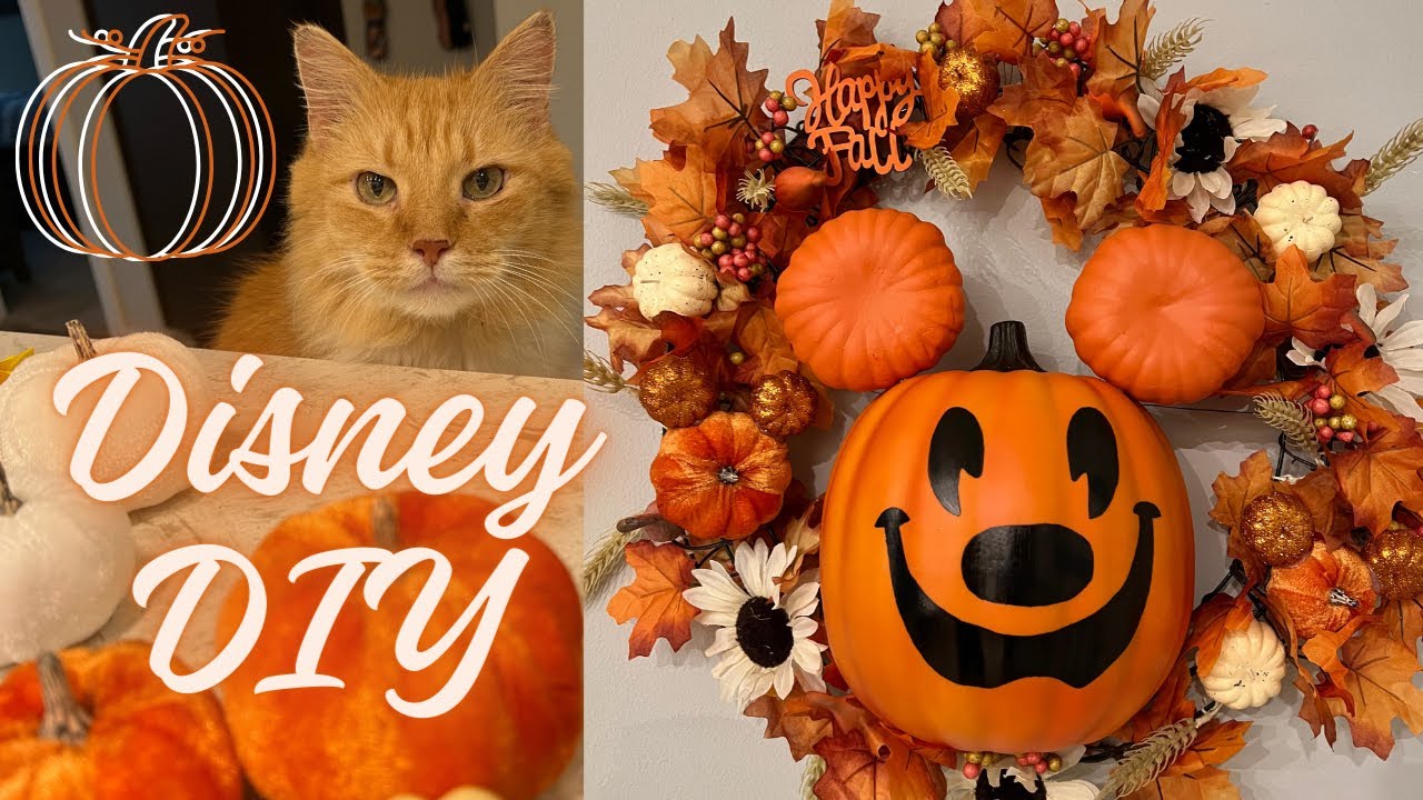 Disney DIY | Mickey Pumpkin Wreath | Disney Halloween Crafting | DIY Fall Mickey Wreath