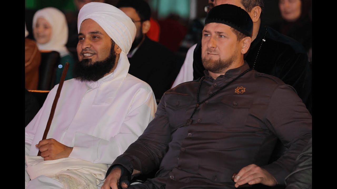 صلاة الفجر وإجابة أسئلة رئيس الشيشان رمضان قديروف - #الحبيب_علي_الجفري