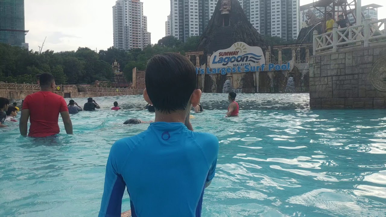 Big wave Sunway lagoon