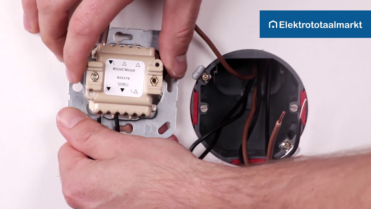 Jung wissel-wisselschakelaar in wissel-wisselschakeling aansluiten? - Elektrototaalmarkt.nl