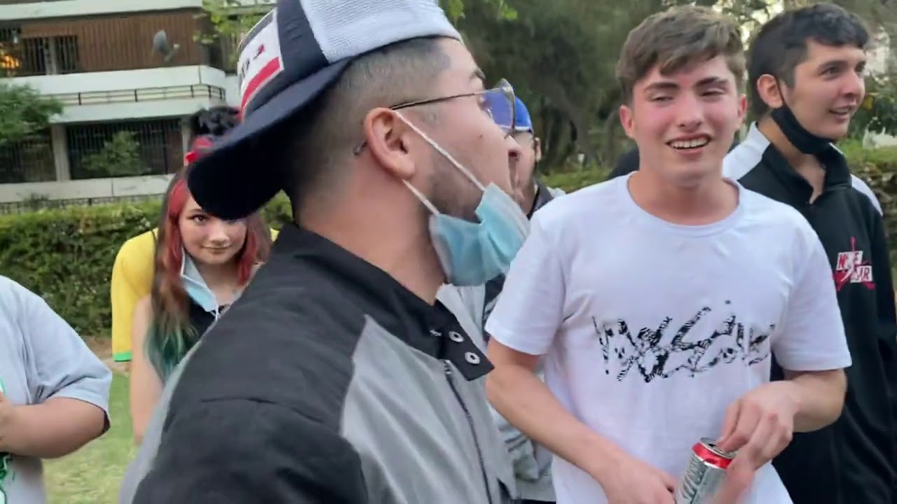 JNO SE ENCUENTRA CON SU VIEJO AMIGO DES