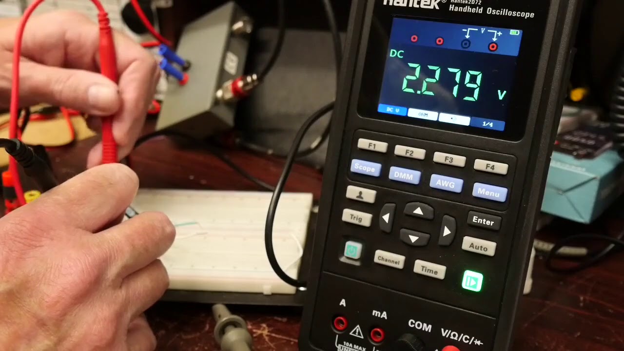 Hantek 2D72 Oscilloscope/AWG/DMM exploring a common emitter amplifier