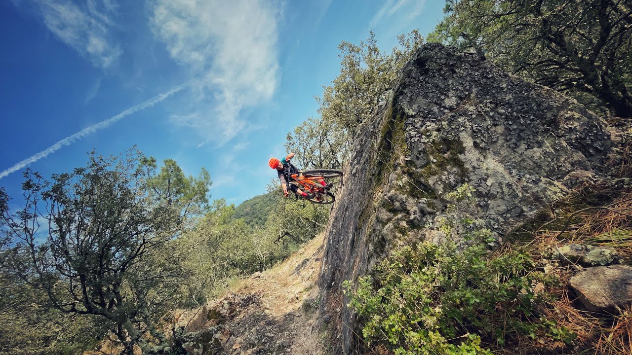 ENDURO TRAINING CAMP - ARDÈCHE