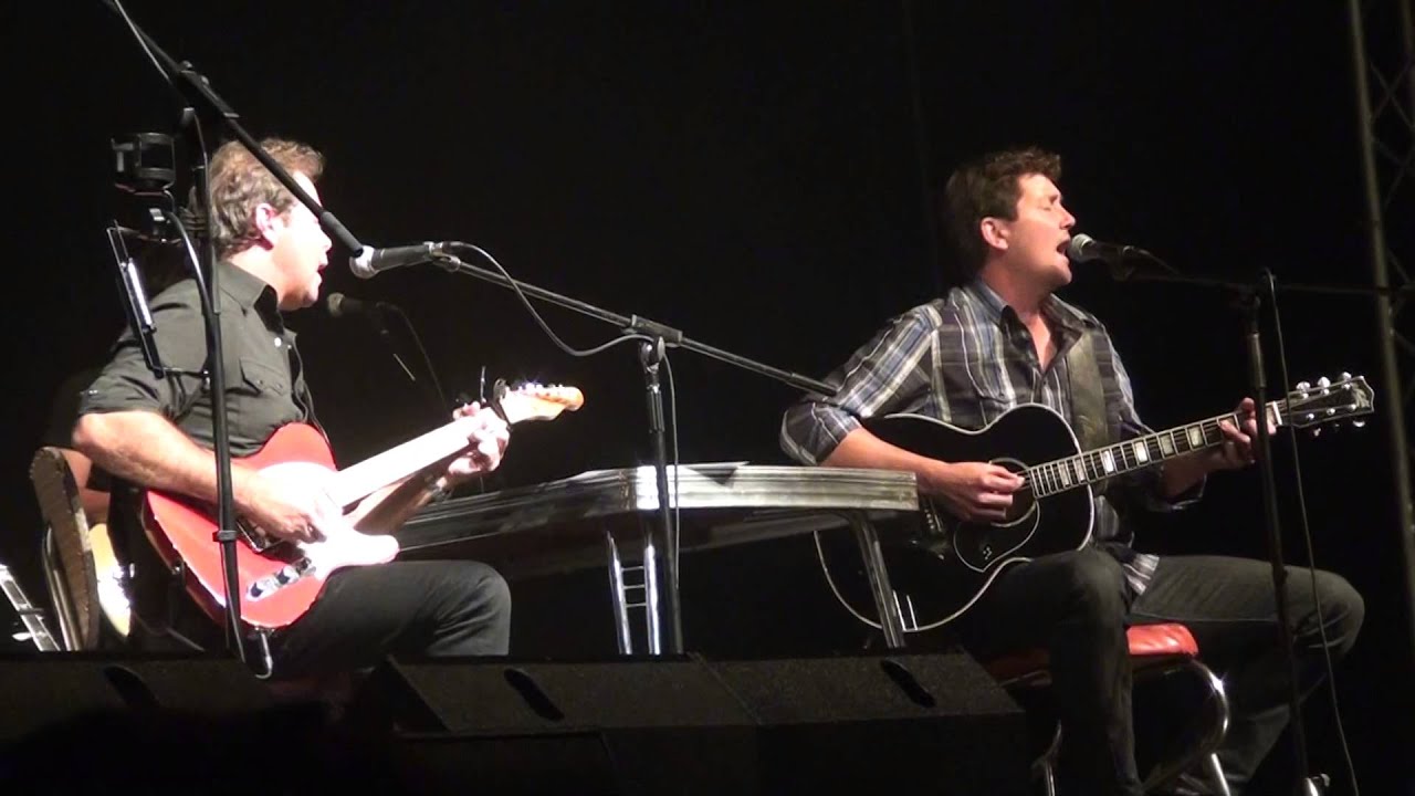 Troy Cassar Daley & Adam Harvey - Country Heroes/Lights On The Hill