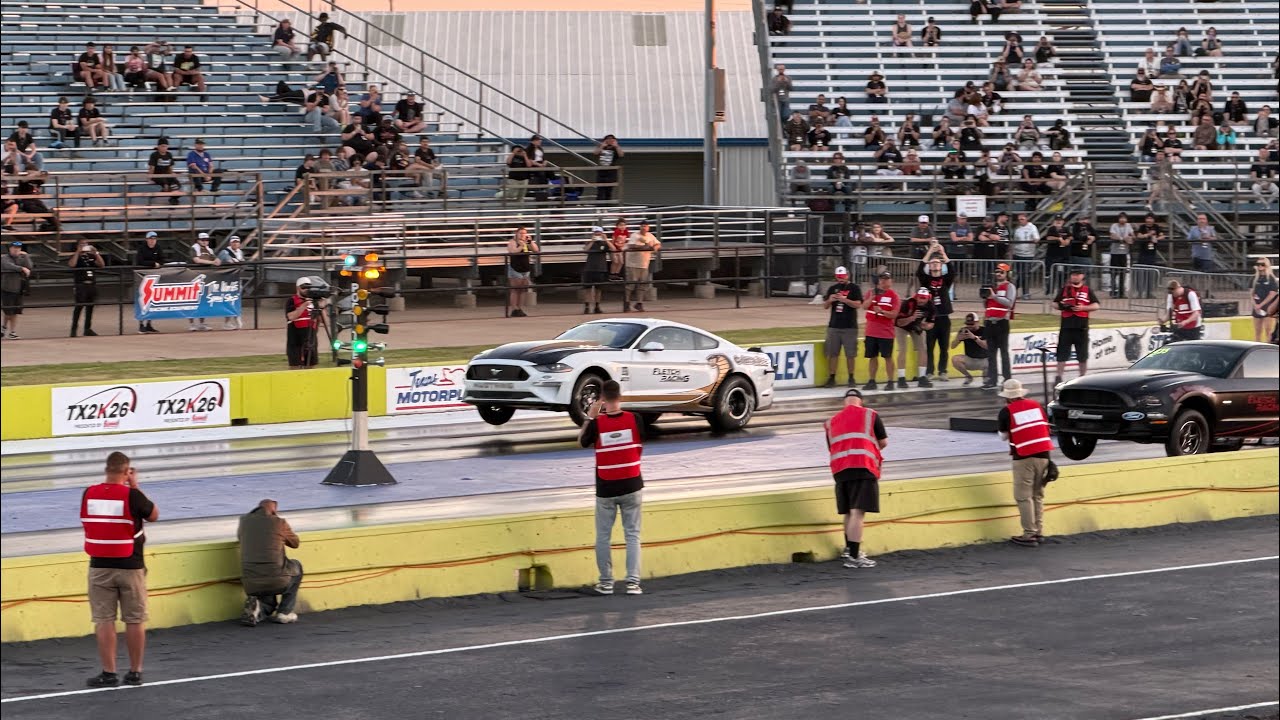 Day 3 of TX2K26. (Roll racing qualification round 1)(drag racing qualification round 2)