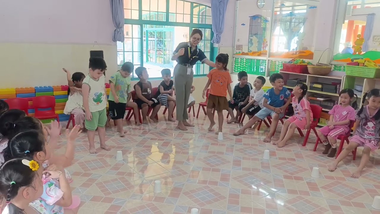Lớp Lá 2- MN Tuổi Ngọc