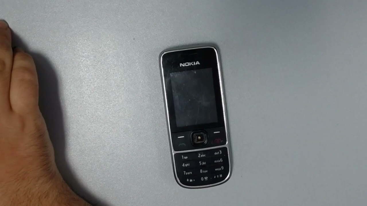 Retrofon #4 NOKIA 2700 Classic - klasyczna Nokia z obsługą motyw&oacute;w i aplikacji MOBI