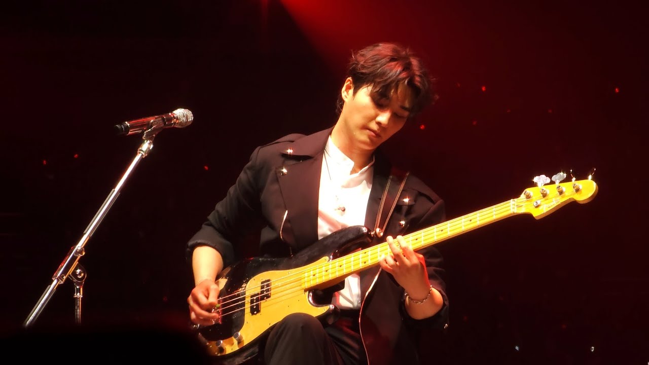 250516 다시 돌아온 Bass Solo  | @ FOREVER YOUNG FINALE