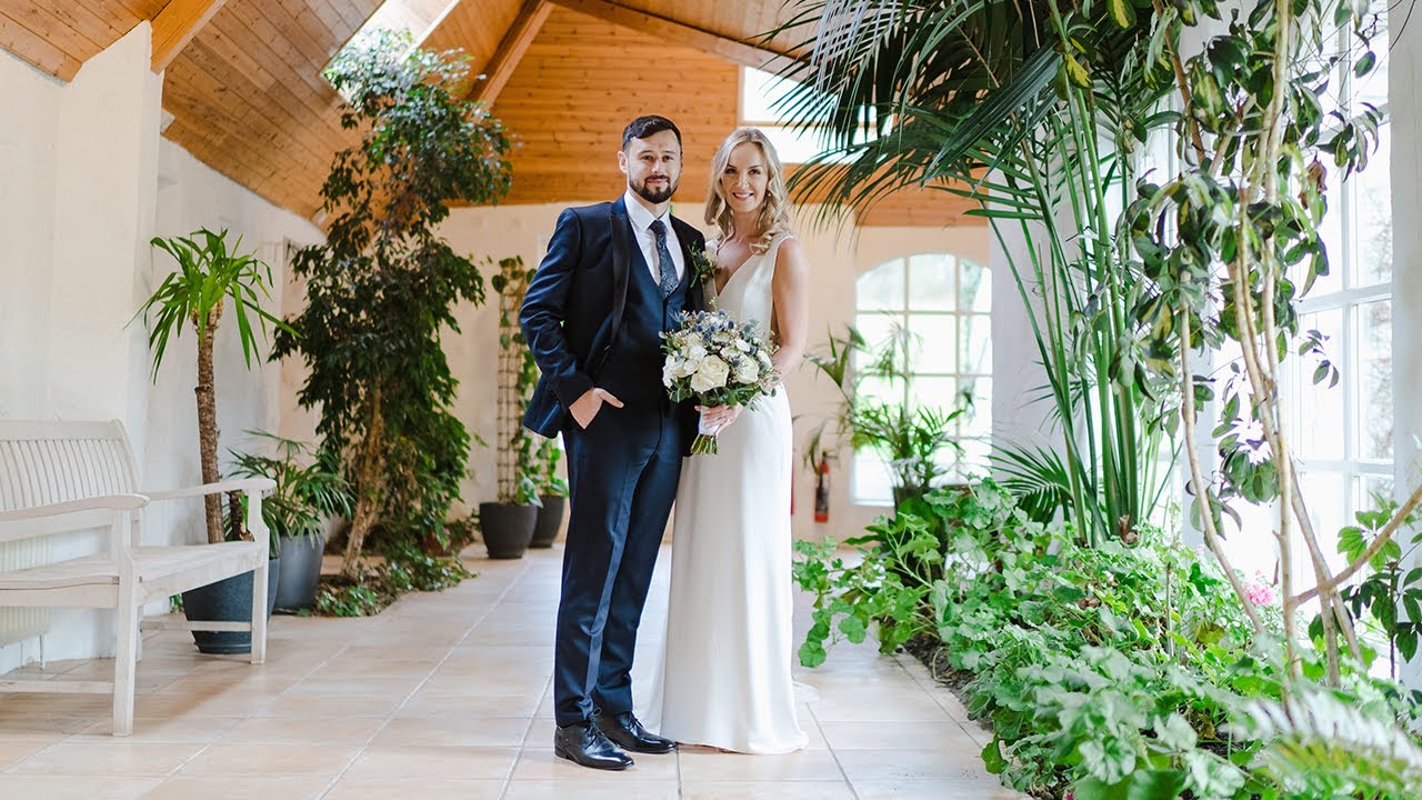 First Look, Guiness, Sparklers and much more in Ciara & Richie's Rathsallagh House Wedding.
