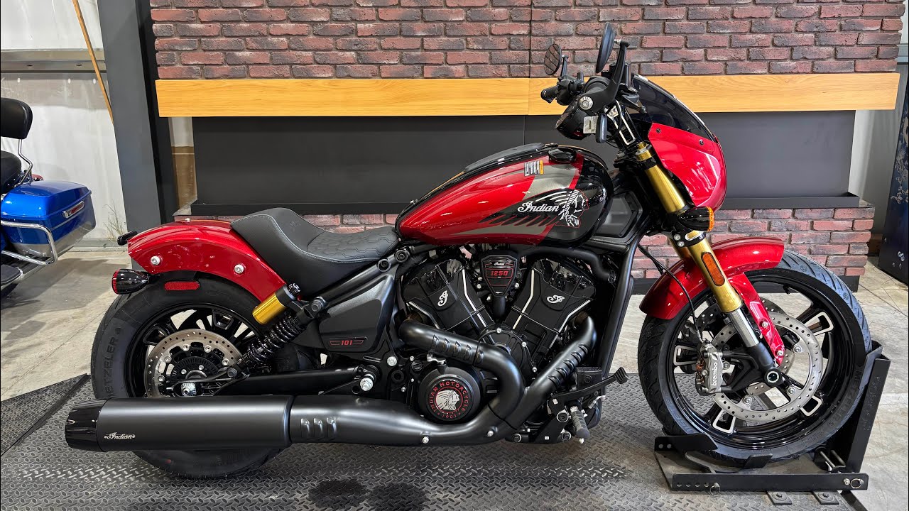 2026 Indian Scout 101 Sunset Red Metallic