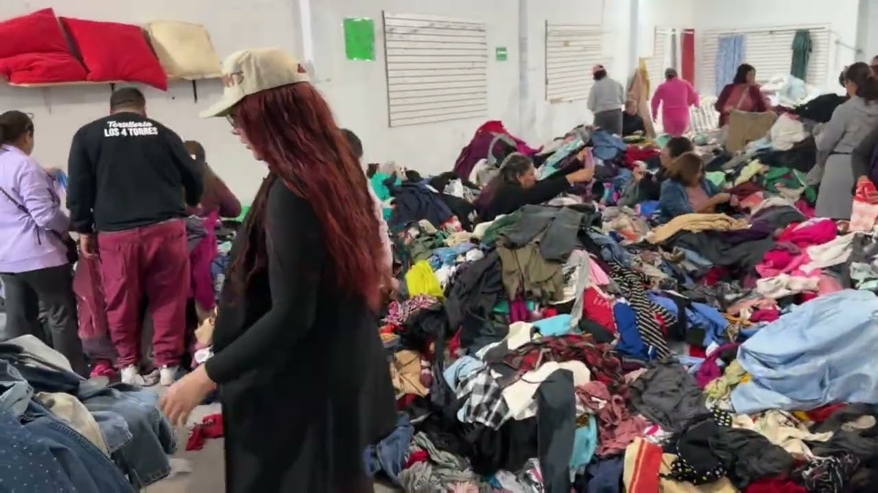 Las Monclova, en el bazar de chácharas de Castaños, Coahuila.￼