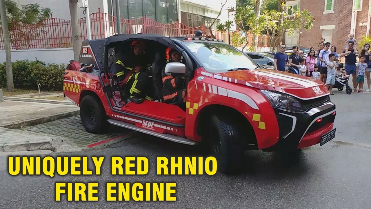 SCDF 's reacting speed - Red Rhino fire engine and ambulance responding simultaneously in Singapore