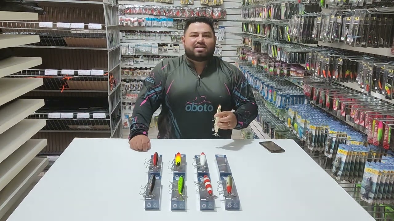 Isca Artificial De Superf&iacute;cie Com H&eacute;lice Yara Devassa 14cm