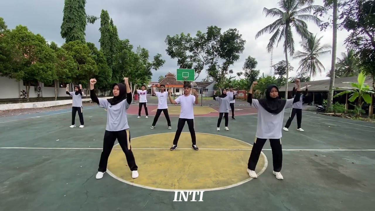 VIDEO UJIAN PRAKTEK PJOK KELAS XII-1 ( kelompok 2 )