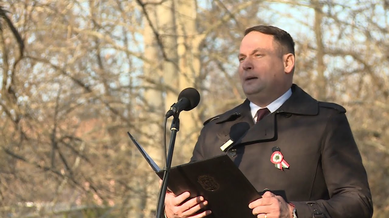 Kossuth-emlékszobát adtak át Bácskossuthfalván