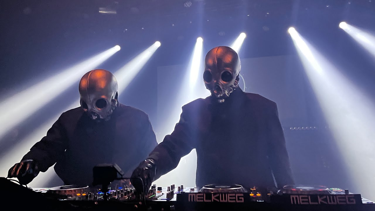 MODAL NODES EU DEBUTE / MELKWEG AMSTERDAM