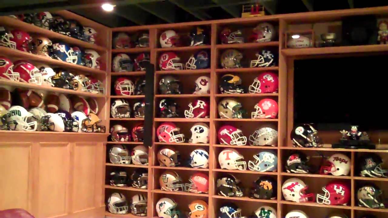 Steve Gironda's NFL/NCAA Football Helmet Collection