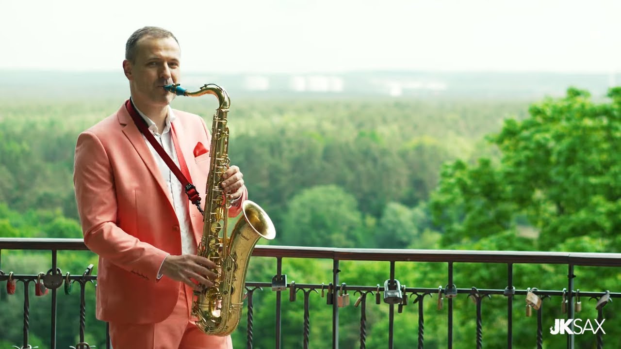 ARTHUR'S THEME - Christopher Cross | Saxophone Cover