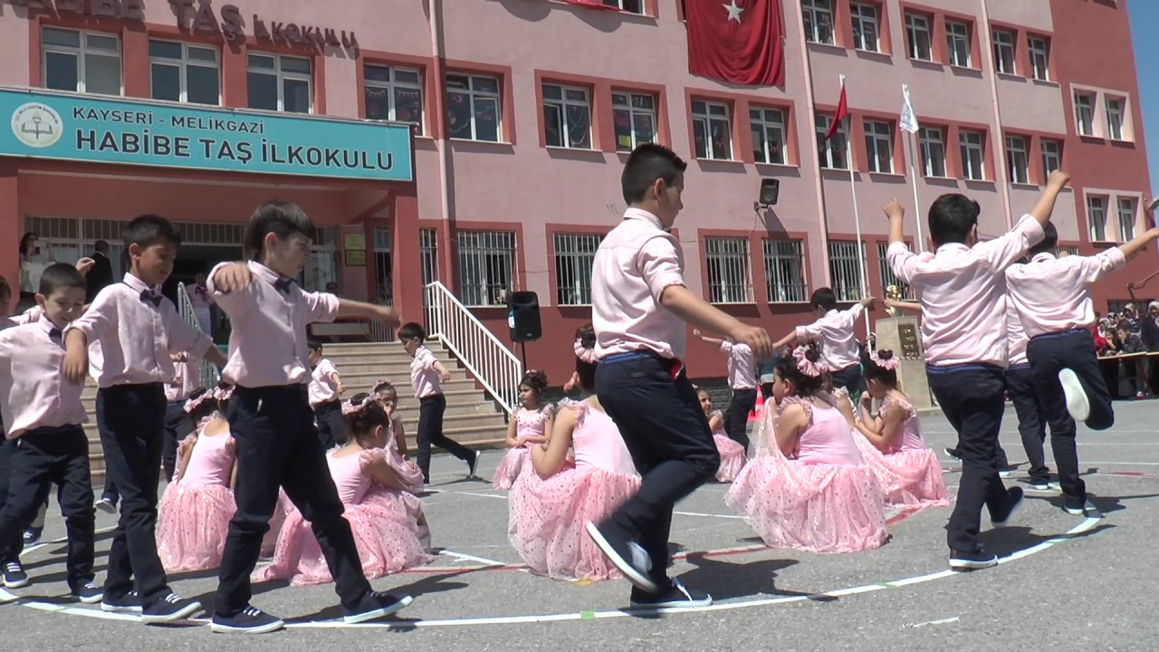 Habibe Taş İlkokulu 2/E Sınıfı 23 Nisan Gösterisi (Anadolu Ateşi)