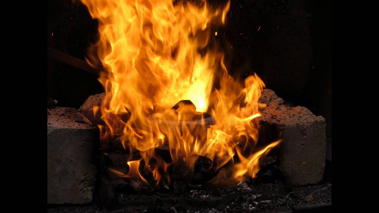 Bronze casting - L&iacute;t&iacute; bronzu