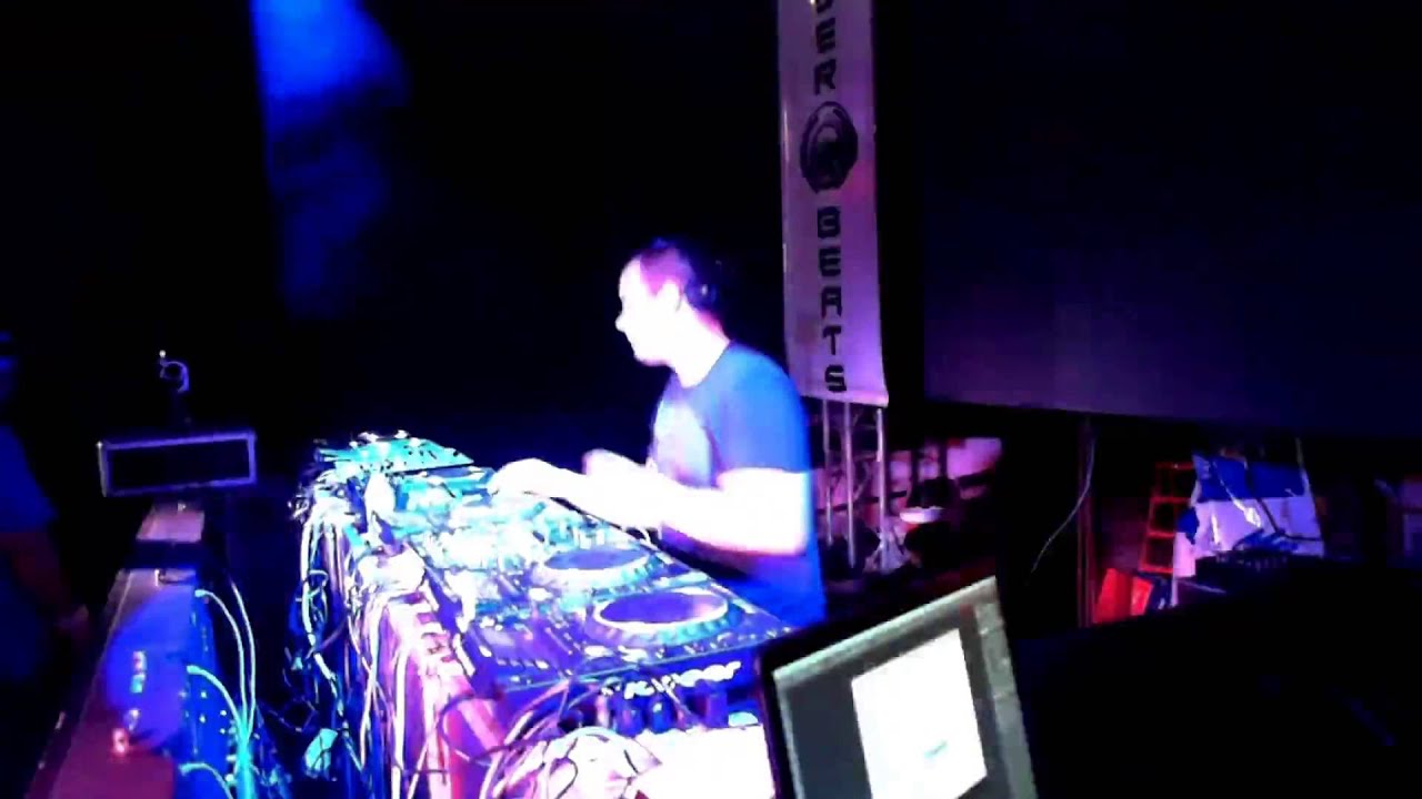 DESTRO / TECHNOMACHINES 33 / VALENCIA - VENEZUELA 28-11-2.014