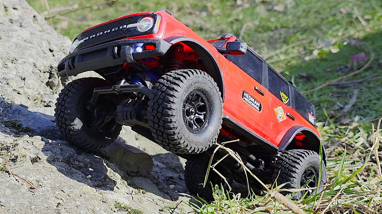 Traxxas TRX-4M Bronco - Rock Crawling