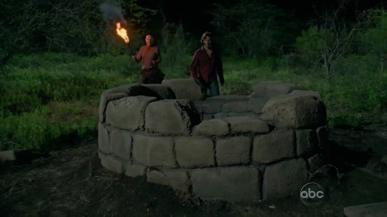 LOST: Locke/MiB pushes Desmond into the Well [6x12-Everybody loves Hugo]