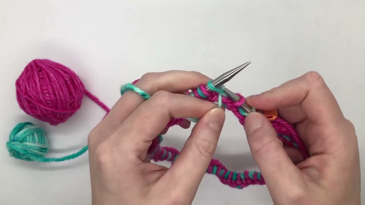 Two-Color Corrugated Ribbing for Knitting