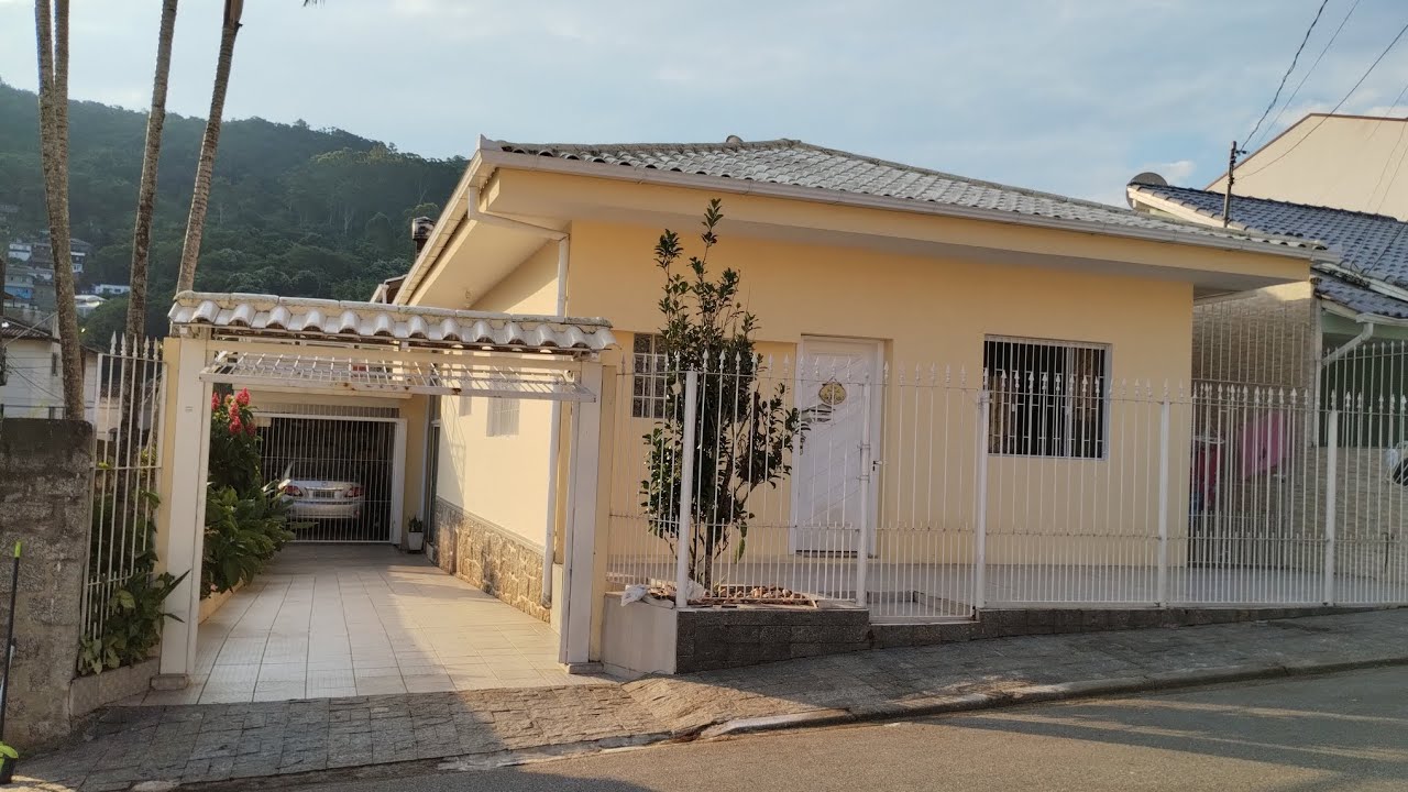 Excelente casa à venda em Florianópolis - SC.