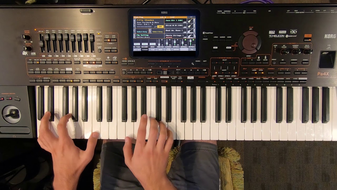 Korg Pa4x Jazz & Strat DNC Guitars - Besame Mucho