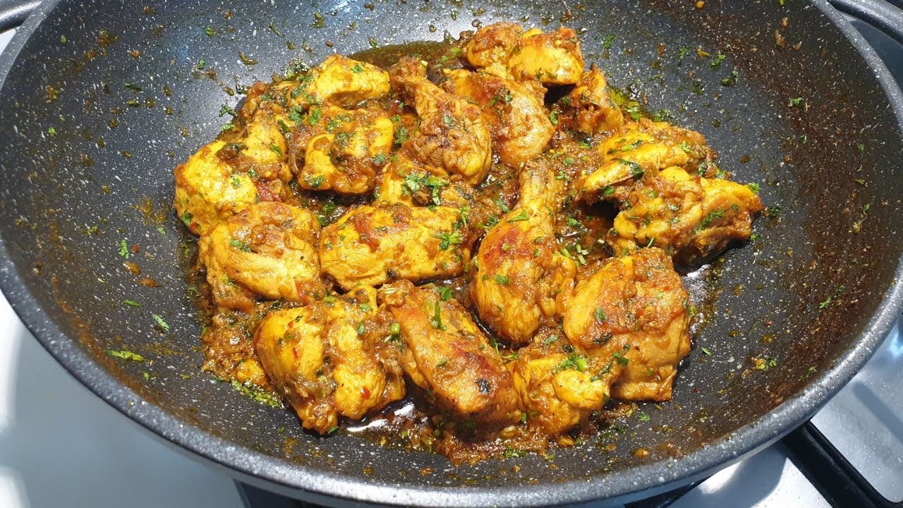 Bhuna Chicken Recipe |  Bhuna Chicken  Masala Recipe